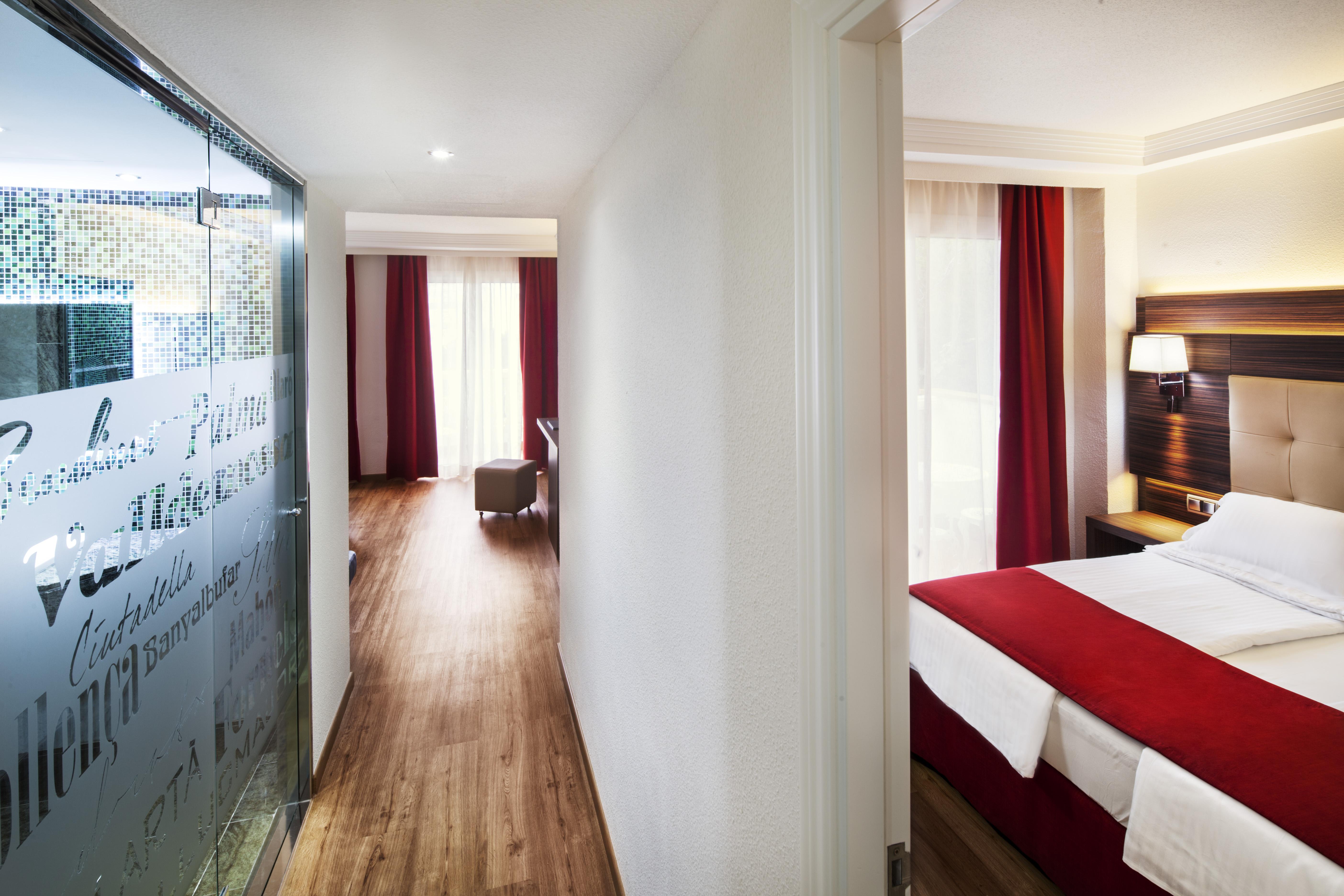 Europe Playa Marina - Adults Only Ξενοδοχείο Illetas Εξωτερικό φωτογραφία